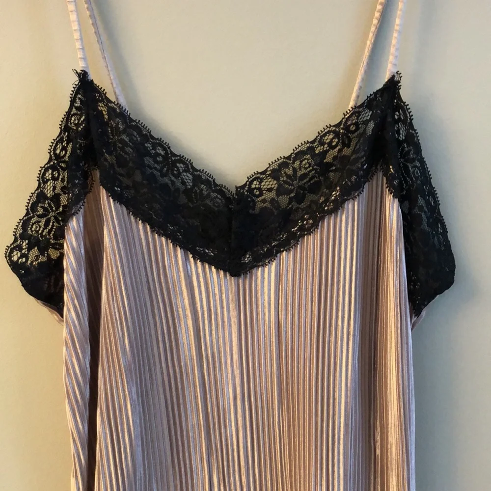 Ribbed blush dress - Picture 2 of 6